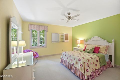 Tiny photo for 2727 Spring Water Drive, Toledo, OH 43617 (MLS # 10008386)