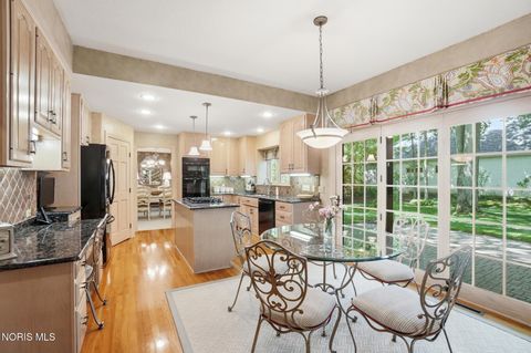 Tiny photo for 2727 Spring Water Drive, Toledo, OH 43617 (MLS # 10008386)