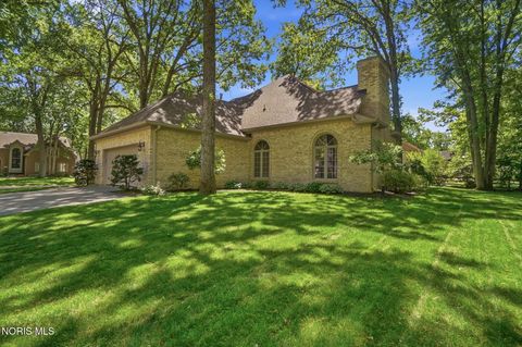 Tiny photo for 2727 Spring Water Drive, Toledo, OH 43617 (MLS # 10008386)