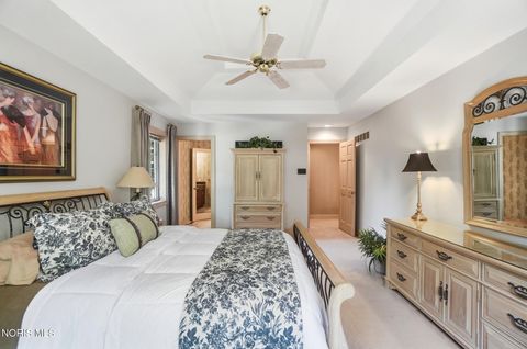 Tiny photo for 2727 Spring Water Drive, Toledo, OH 43617 (MLS # 10008386)