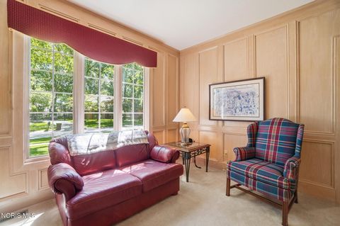 Tiny photo for 2727 Spring Water Drive, Toledo, OH 43617 (MLS # 10008386)