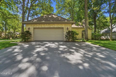 Tiny photo for 2727 Spring Water Drive, Toledo, OH 43617 (MLS # 10008386)