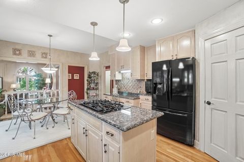 Tiny photo for 2727 Spring Water Drive, Toledo, OH 43617 (MLS # 10008386)