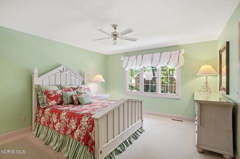 Tiny photo for 2727 Spring Water Drive, Toledo, OH 43617 (MLS # 10008386)