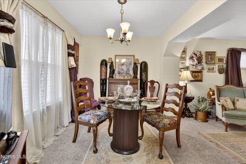 Tiny photo for 836 City Park Park, Toledo, OH 43604 (MLS # 10005509)