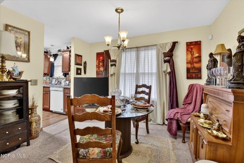 Tiny photo for 836 City Park Park, Toledo, OH 43604 (MLS # 10005509)