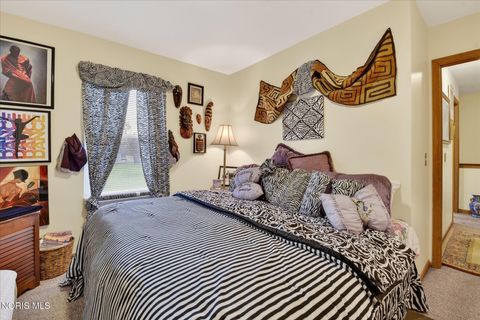 Tiny photo for 836 City Park Park, Toledo, OH 43604 (MLS # 10005509)