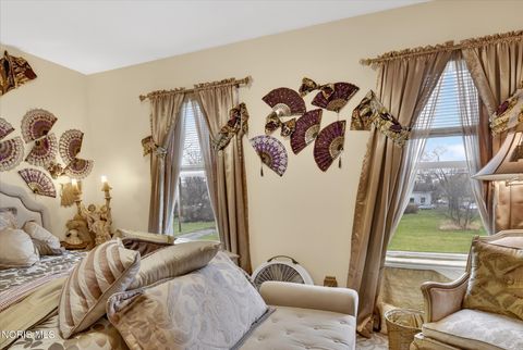 Tiny photo for 836 City Park Park, Toledo, OH 43604 (MLS # 10005509)