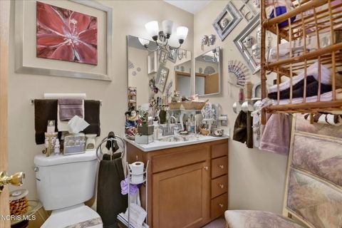 Tiny photo for 836 City Park Park, Toledo, OH 43604 (MLS # 10005509)