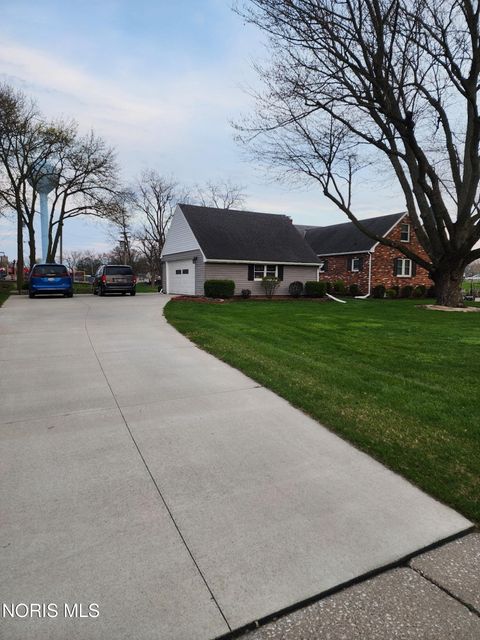 Tiny photo for 428 Pine Street, Pemberville, OH 43450 (MLS # 10006279)