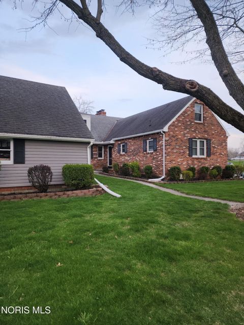 Tiny photo for 428 Pine Street, Pemberville, OH 43450 (MLS # 10006279)