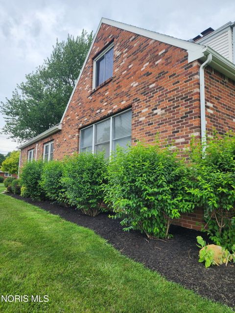 Tiny photo for 428 Pine Street, Pemberville, OH 43450 (MLS # 10006279)