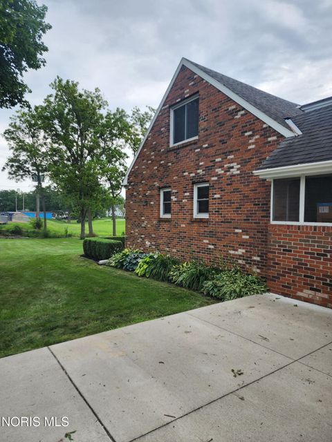 Tiny photo for 428 Pine Street, Pemberville, OH 43450 (MLS # 10006279)