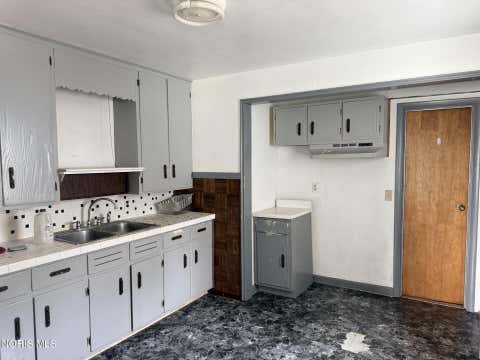Tiny photo for 12744 Airport Highway, Swanton, OH 43558 (MLS # 10007999)