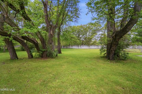 Tiny photo for 9143 Rolling Hill Road, Holland, OH 43528 (MLS # 10007628)