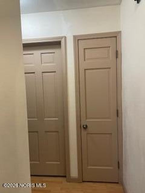 Tiny photo for 100 W Union Street, Walbridge, OH 43465 (MLS # 10003007)