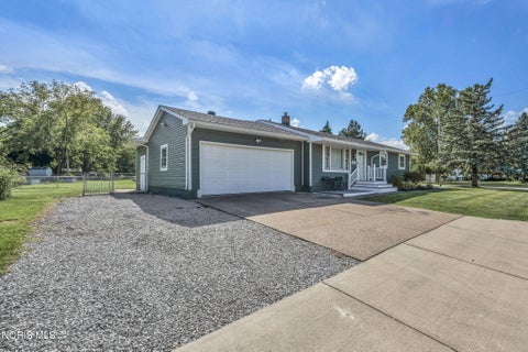 Tiny photo for 3811 Hoffman Drive, Sandusky, OH 44870 (MLS # 10013950)