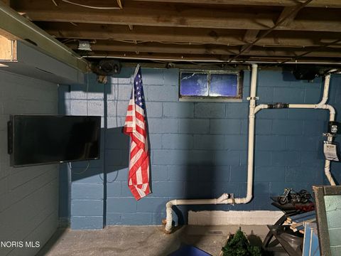 Tiny photo for 221 Orville Drive, Toledo, OH 43612 (MLS # 10004581)