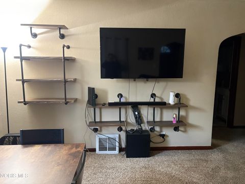 Tiny photo for 221 Orville Drive, Toledo, OH 43612 (MLS # 10004581)