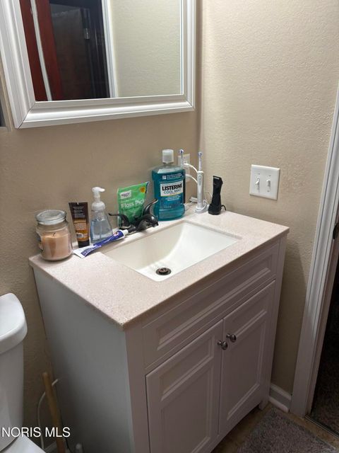 Tiny photo for 221 Orville Drive, Toledo, OH 43612 (MLS # 10004581)