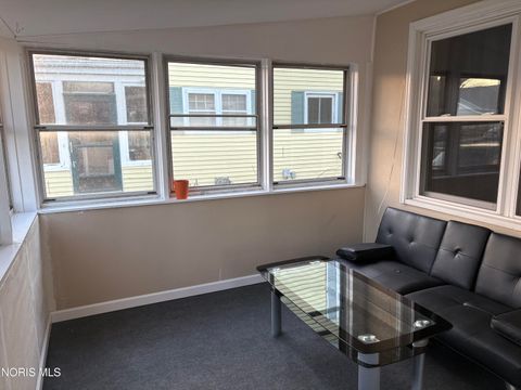 Tiny photo for 221 Orville Drive, Toledo, OH 43612 (MLS # 10004581)