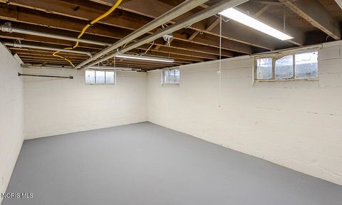 Tiny photo for 1517 Tiffin Road, Fremont, OH 43420 (MLS # 10004842)