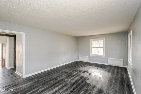 Tiny photo for 1517 Tiffin Road, Fremont, OH 43420 (MLS # 10004842)