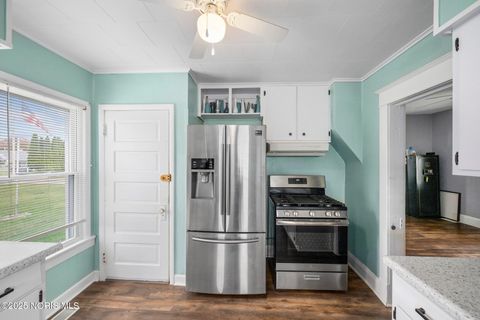 Tiny photo for 5301 303rd Street, Toledo, OH 43611 (MLS # 10004456)