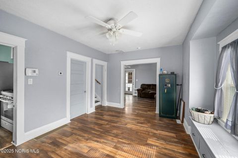 Tiny photo for 5301 303rd Street, Toledo, OH 43611 (MLS # 10004456)