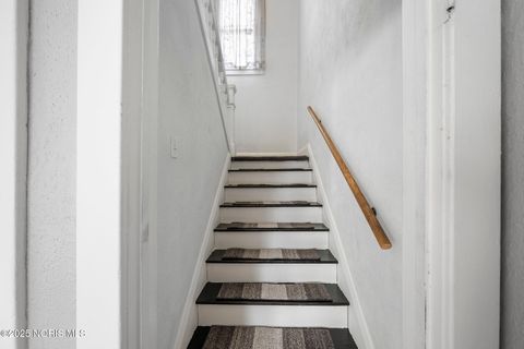 Tiny photo for 5301 303rd Street, Toledo, OH 43611 (MLS # 10004456)