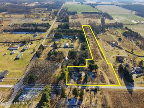 Tiny photo for 3069 County Road B, Swanton, OH 43558 (MLS # 10003392)