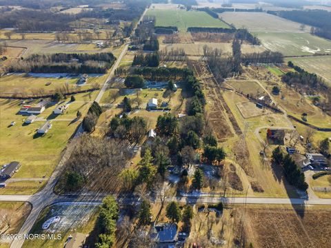 Tiny photo for 3069 County Road B, Swanton, OH 43558 (MLS # 10003392)