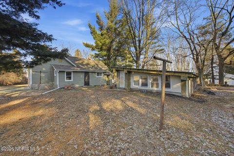 Tiny photo for 3069 County Road B, Swanton, OH 43558 (MLS # 10003392)