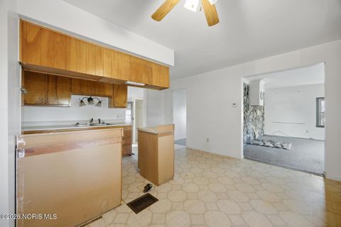 Tiny photo for 3069 County Road B, Swanton, OH 43558 (MLS # 10003392)