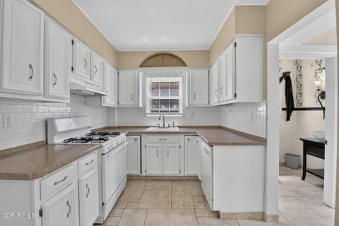 Tiny photo for 2677 Merrimac Boulevard, Toledo, OH 43606 (MLS # 10010442)