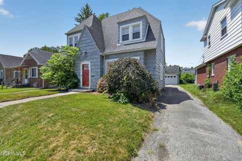 Tiny photo for 2677 Merrimac Boulevard, Toledo, OH 43606 (MLS # 10010442)