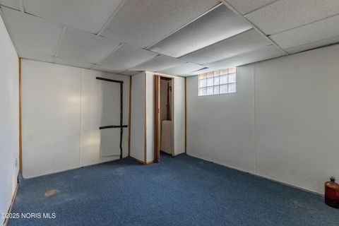 Tiny photo for 569 Apple Avenue, Toledo, OH 43609 (MLS # 10000874)