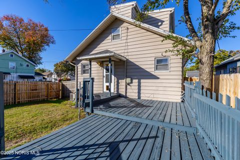 Tiny photo for 569 Apple Avenue, Toledo, OH 43609 (MLS # 10000874)