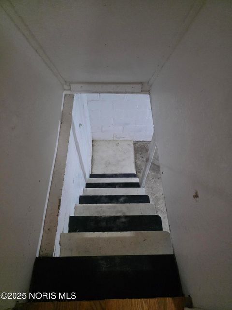 Tiny photo for 2040 Fairfax Road, Toledo, OH 43613 (MLS # 10001925)