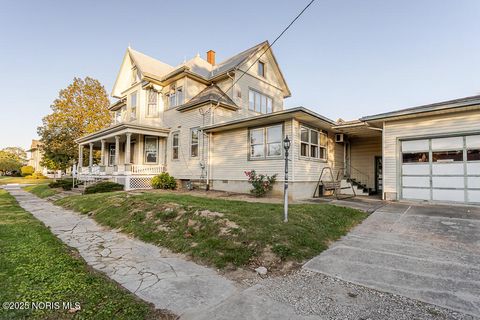 Tiny photo for 504 E Main Street, Leipsic, OH 45856 (MLS # 10000280)