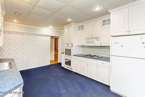Tiny photo for 504 E Main Street, Leipsic, OH 45856 (MLS # 10000280)