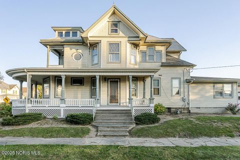 Tiny photo for 504 E Main Street, Leipsic, OH 45856 (MLS # 10000280)