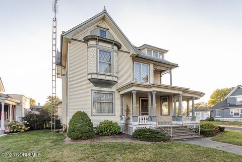 Tiny photo for 504 E Main Street, Leipsic, OH 45856 (MLS # 10000280)
