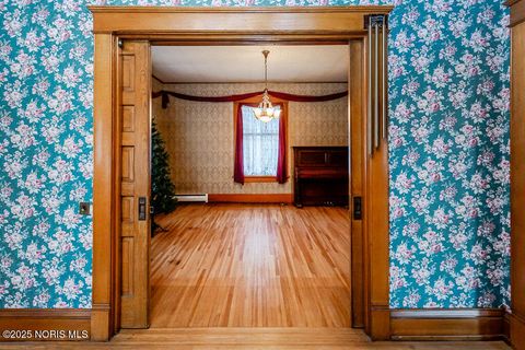 Tiny photo for 504 E Main Street, Leipsic, OH 45856 (MLS # 10000280)
