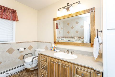Tiny photo for 504 E Main Street, Leipsic, OH 45856 (MLS # 10000280)