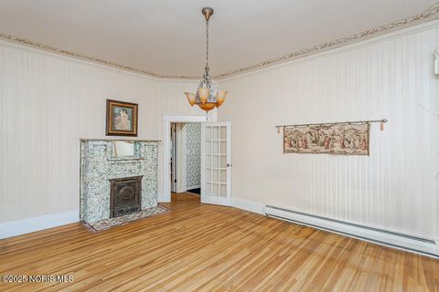 Tiny photo for 504 E Main Street, Leipsic, OH 45856 (MLS # 10000280)