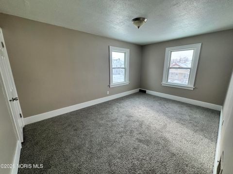 Tiny photo for 4218 Parrakeet Avenue, Toledo, OH 43612 (MLS # 10003511)