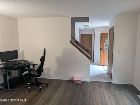Tiny photo for 10453 White Oak Drive, Perrysburg, OH 43551 (MLS # 10000059)