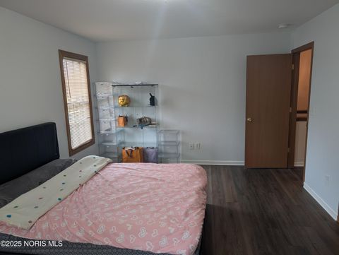 Tiny photo for 10453 White Oak Drive, Perrysburg, OH 43551 (MLS # 10000059)