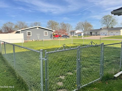 Tiny photo for 202 Huntington Drive, Bryan, OH 43506 (MLS # 10006543)